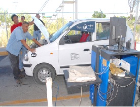 Supervisan agentes placas y verificación en Torreón